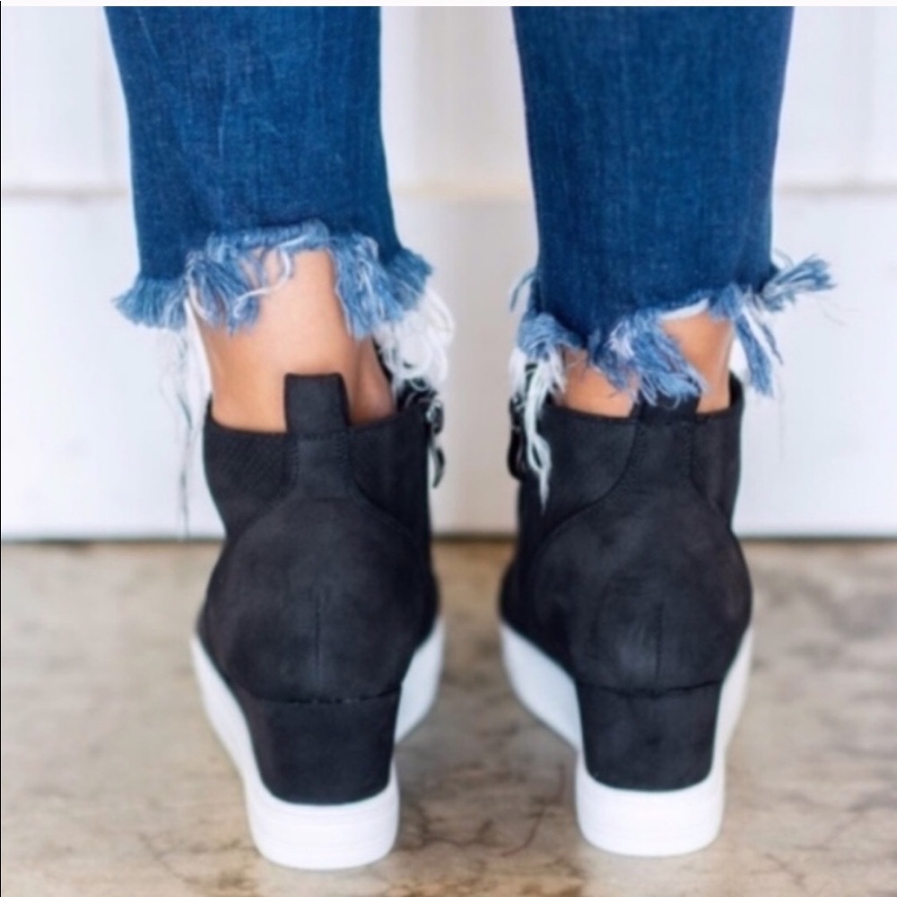 Black Wedge Sneakers Vegan Leather - Picture 4 of 6